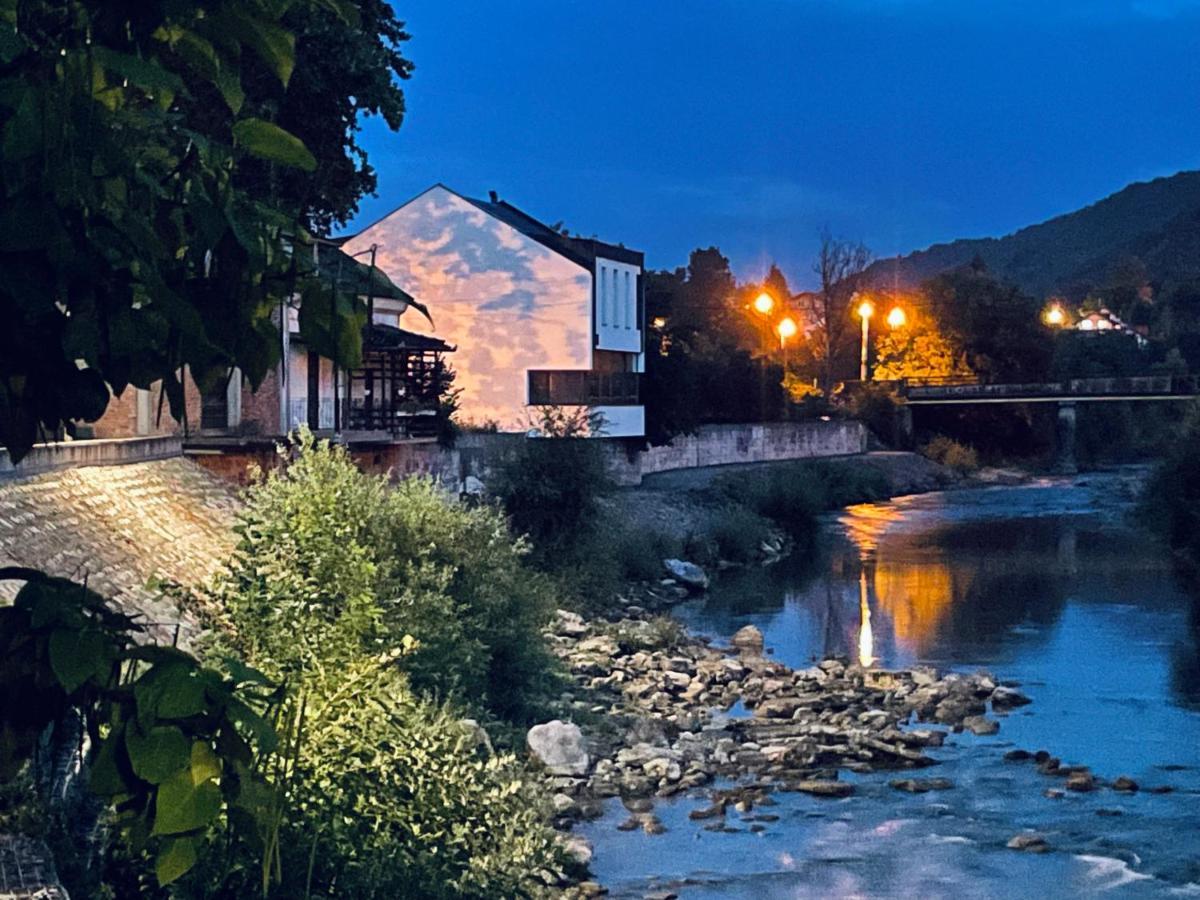 Motel Platani Kotor Varos מראה חיצוני תמונה